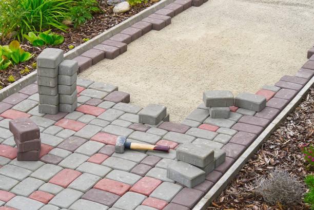 Best Decorative Driveway Paving in Kingsford, MI